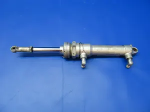 Boeing Hydraulic Actuating Cylinder P/N 4233666 (0922-498)